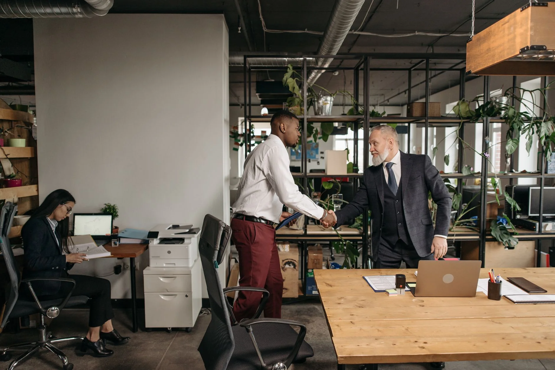 Business Workflows — Why Sales Pipelines Leak While No One Is Watching